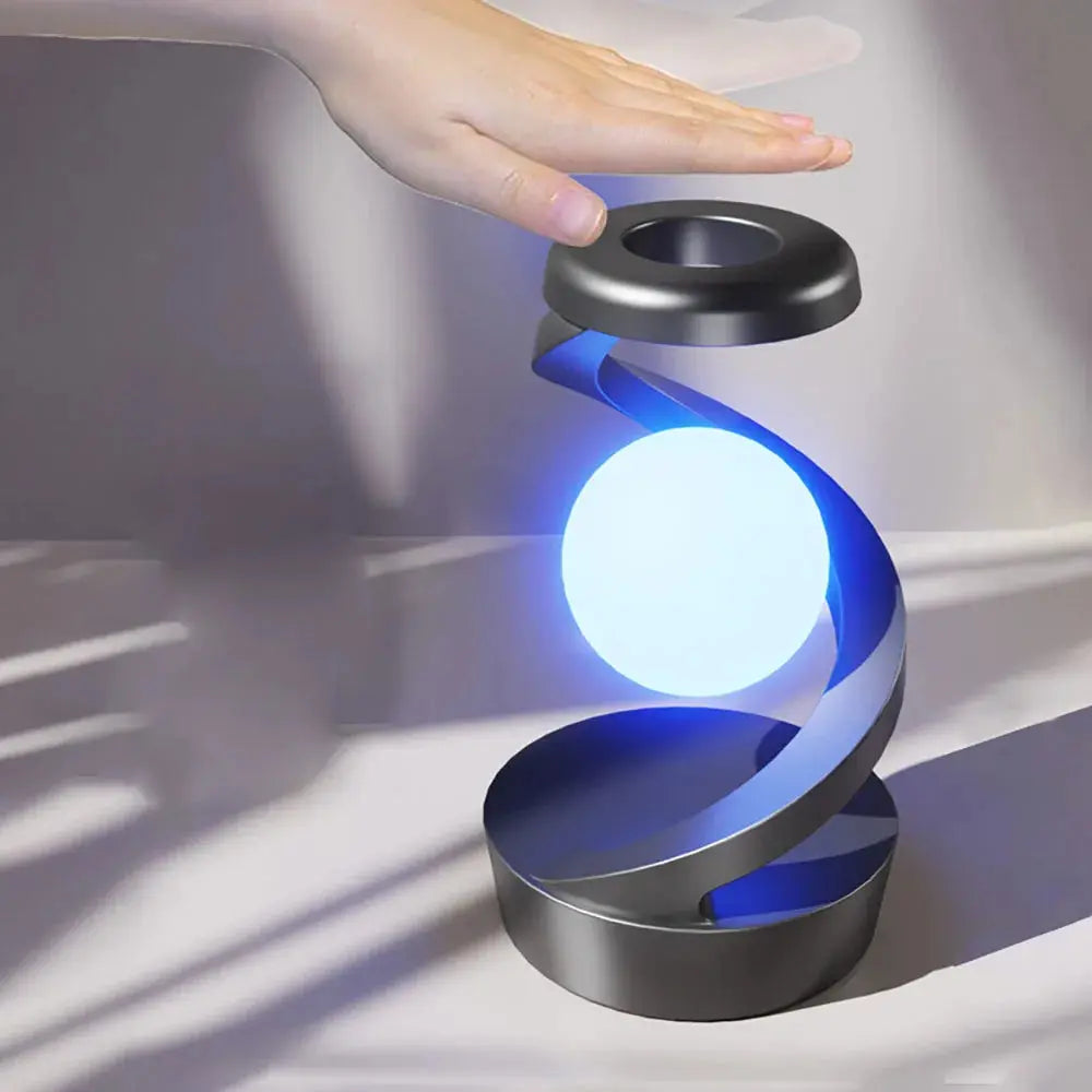 Rotating moon desk lamp - InflSelection